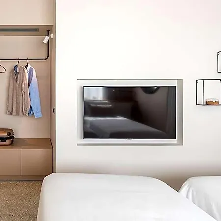 Urban Hotel Kalamákion