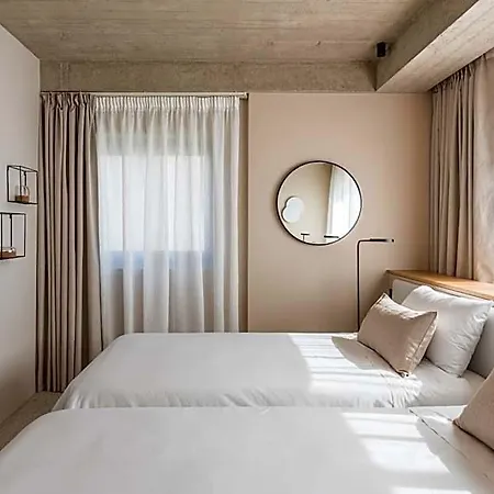 Hotel Urban 4*