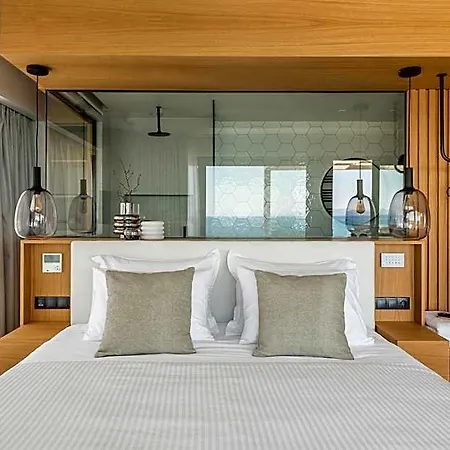 Urban Hotel